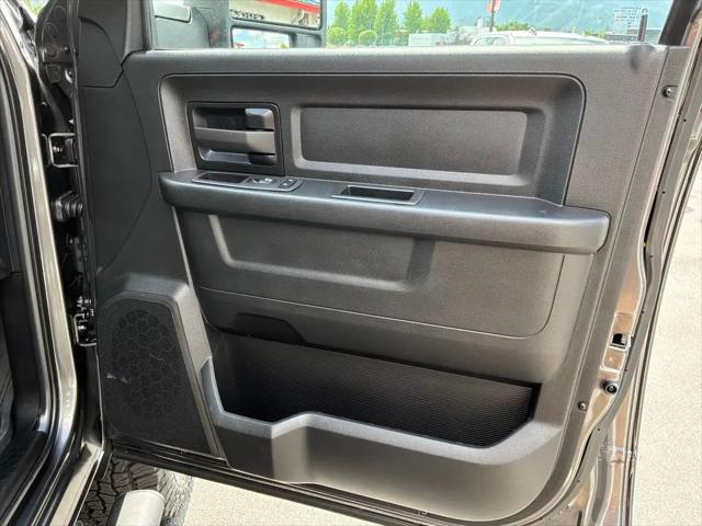2024 Ram 2500 Tradesman Crew Cab 4x4 6'4" Box