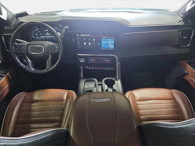 2025 GMC Sierra 2500HD 4WD Crew Cab Standard Bed Denali Ultimate