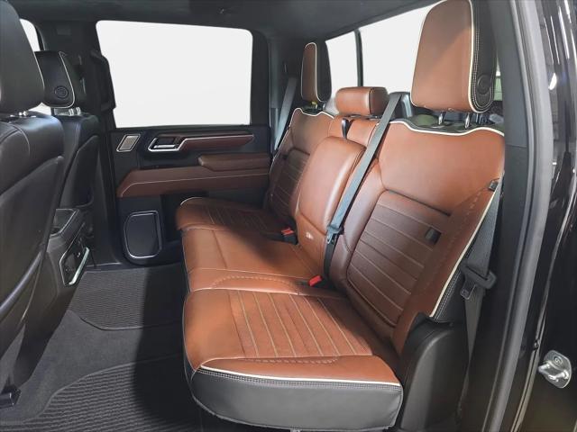 2025 GMC Sierra 2500HD 4WD Crew Cab Standard Bed Denali Ultimate
