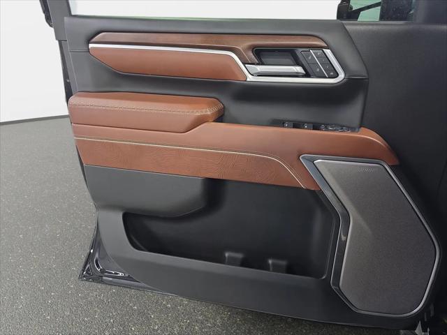 2025 GMC Sierra 2500HD 4WD Crew Cab Standard Bed Denali Ultimate