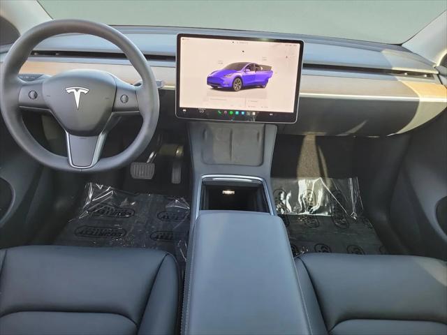 2025 Tesla Model Y Long Range Dual Motor Rear-Wheel Drive