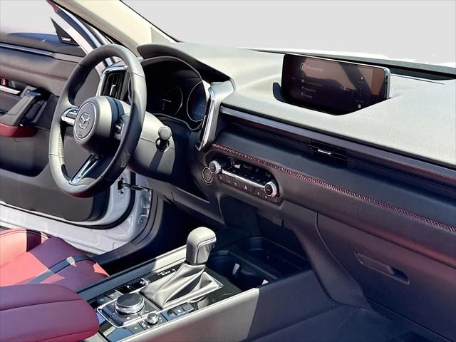 2026 Mazda CX-50 Hybrid Premium Plus