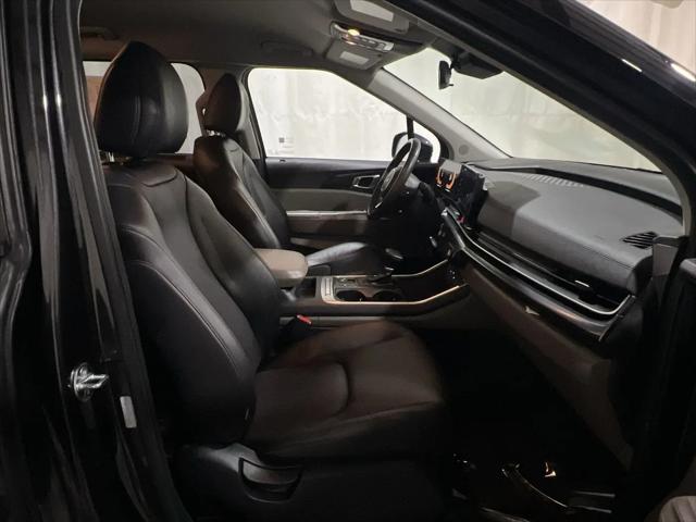2025 Kia Carnival MPV LXS