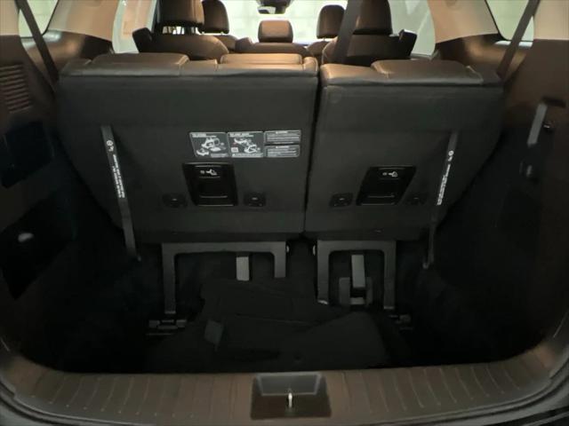 2025 Kia Carnival MPV LXS