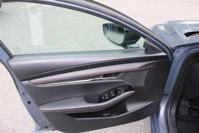 2026 Mazda Mazda3 2.5 S Carbon Edition