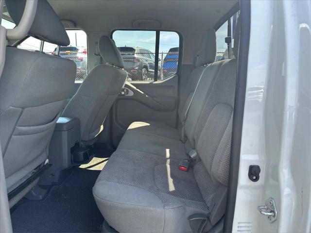 2021 Nissan Frontier Crew Cab SV 4x4