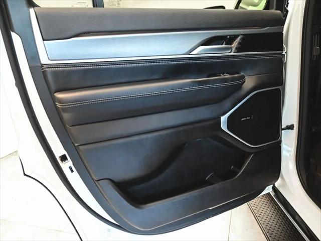 2025 Jeep Wagoneer Carbide 4x4