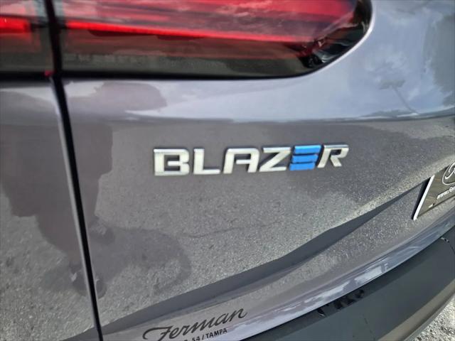 2024 Chevrolet V Blazer eAWD 2LT