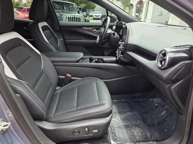 2024 Chevrolet V Blazer eAWD 2LT