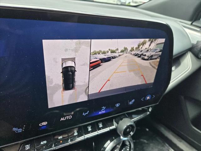 2024 Chevrolet V Blazer eAWD 2LT