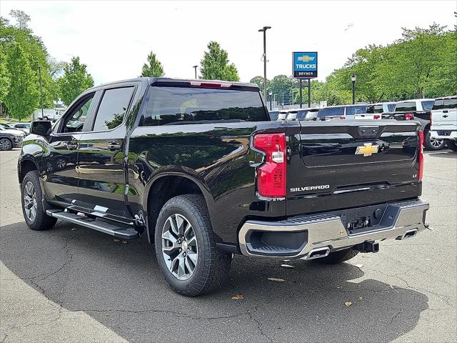 2026 Chevrolet Silverado 1500 4WD Crew Cab Standard Bed LT