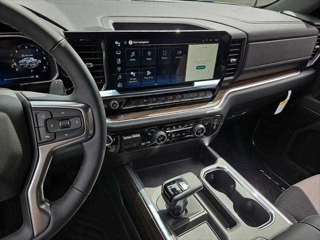 2026 Chevrolet Silverado 1500 4WD Crew Cab Standard Bed LT