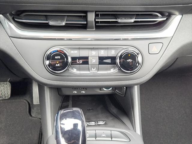 2026 Buick NV Preferred FWD