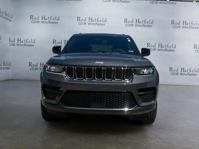 2025 Jeep Grand Cherokee Laredo X 4x4