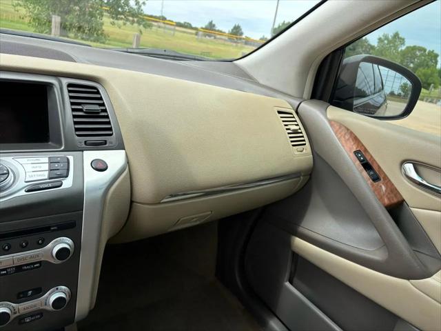 2012 Nissan Murano LE