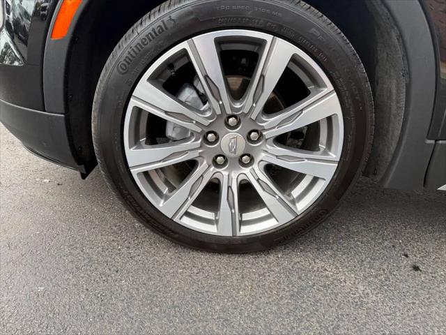 2023 Cadillac XT4 FWD Premium Luxury