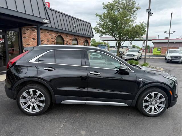2023 Cadillac XT4 FWD Premium Luxury