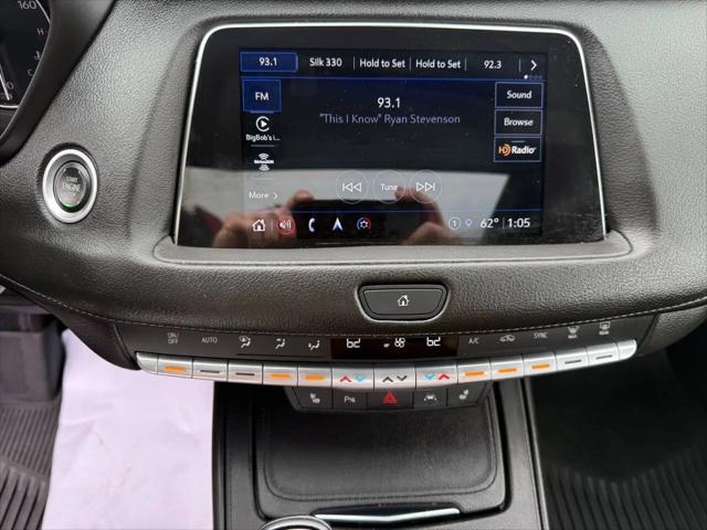 2023 Cadillac XT4 FWD Premium Luxury
