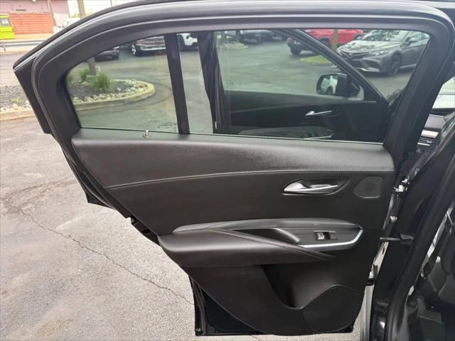 2023 Cadillac XT4 FWD Premium Luxury