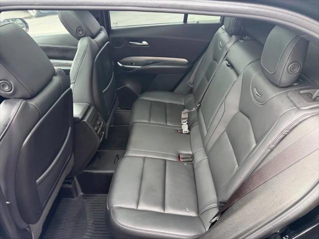 2023 Cadillac XT4 FWD Premium Luxury
