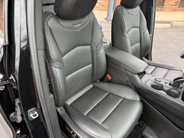 2023 Cadillac XT4 FWD Premium Luxury