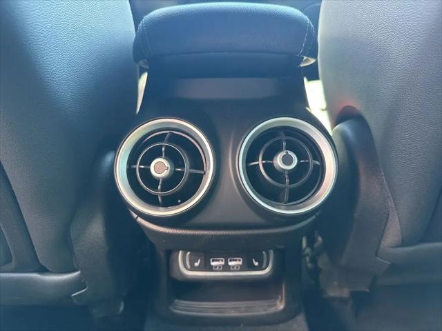 2023 Alfa Romeo Stelvio Veloce AWD