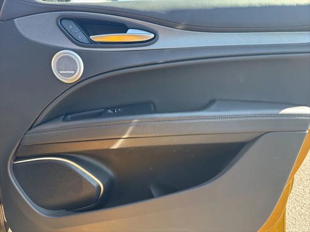 2023 Alfa Romeo Stelvio Veloce AWD