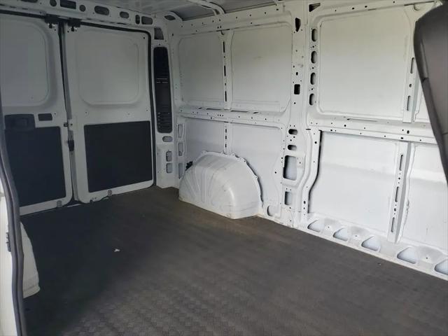 2025 Ram ProMaster 2500 Cargo Van Tradesman Low Roof 136" WB w/Pass Seat