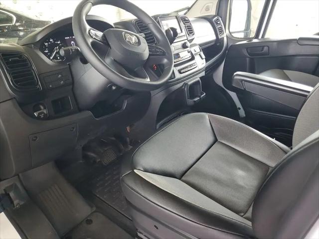 2025 Ram ProMaster 2500 Cargo Van Tradesman Low Roof 136" WB w/Pass Seat
