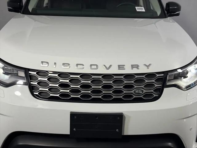 2024 Land Rover Discovery P300 S