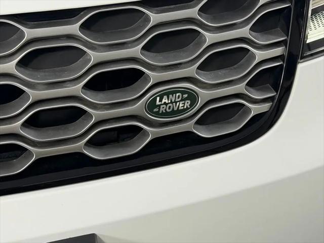 2024 Land Rover Discovery P300 S
