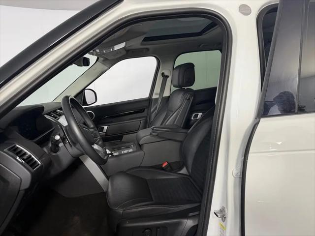 2024 Land Rover Discovery P300 S