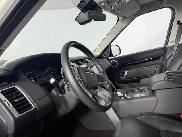 2024 Land Rover Discovery P300 S