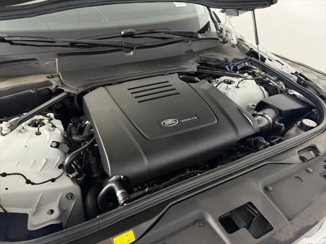 2024 Land Rover Discovery P300 S
