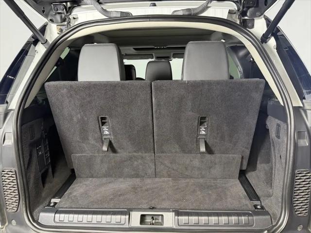 2024 Land Rover Discovery P300 S