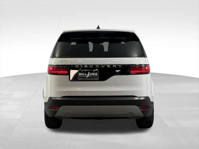 2024 Land Rover Discovery P300 S