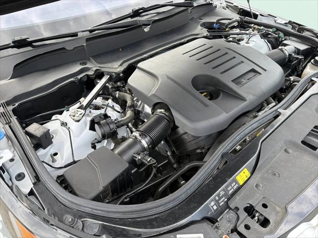 2023 Land Rover Discovery P360 Metropolitan Edition