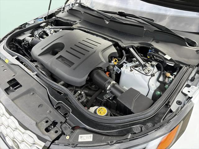 2023 Land Rover Discovery P360 Metropolitan Edition