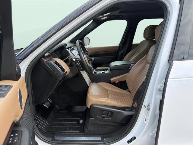2023 Land Rover Discovery P360 Metropolitan Edition