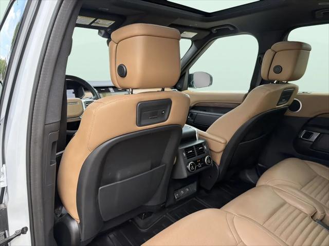 2023 Land Rover Discovery P360 Metropolitan Edition