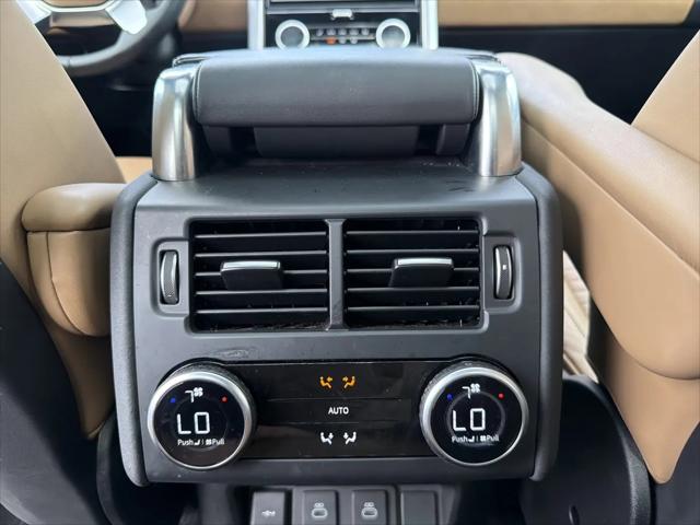 2023 Land Rover Discovery P360 Metropolitan Edition