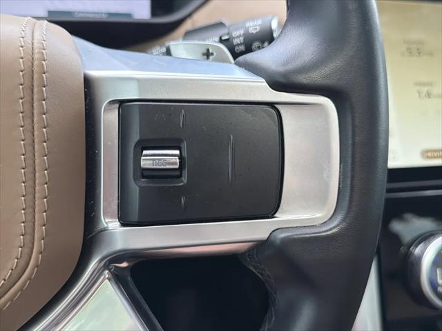 2023 Land Rover Discovery P360 Metropolitan Edition
