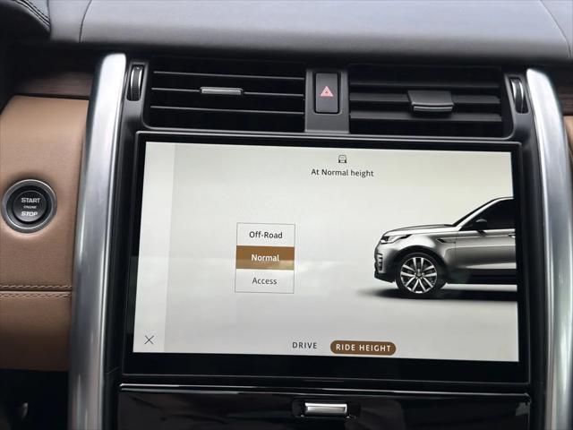 2023 Land Rover Discovery P360 Metropolitan Edition