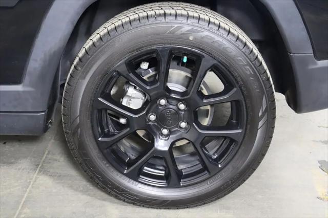2022 Jeep Compass Altitude FWD
