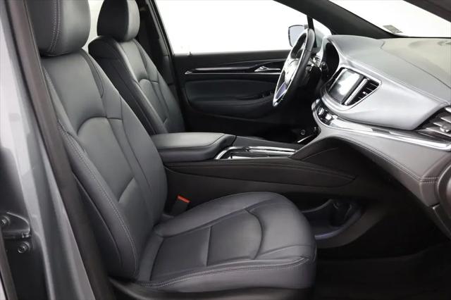 2023 Buick Enclave Essence FWD