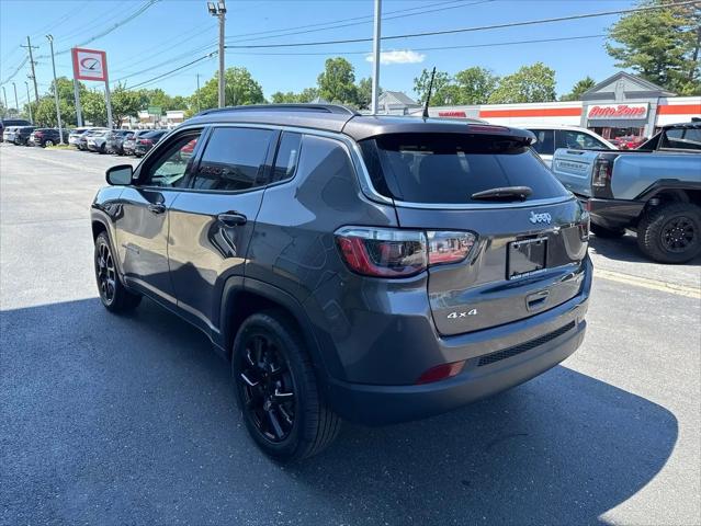 2022 Jeep Compass Latitude Lux 4x4