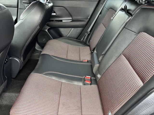 2025 Nissan Kicks SR FWD