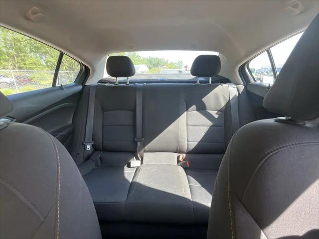 2018 Chevrolet Cruze LS Auto