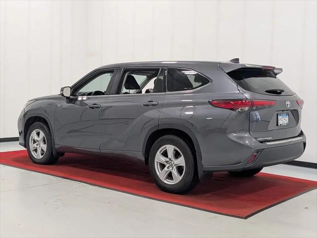 2022 Toyota Highlander Hybrid LE