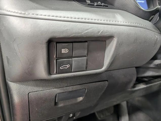 2022 Toyota Highlander Hybrid LE